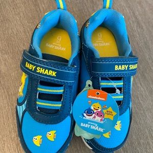 Baby shark lightning shoes